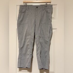 Women’s Kuhl Pants Capri Hiking Outdoor Casual Green Size 14